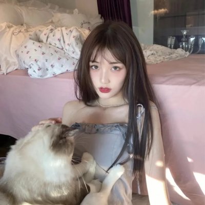盛开的樱花林下